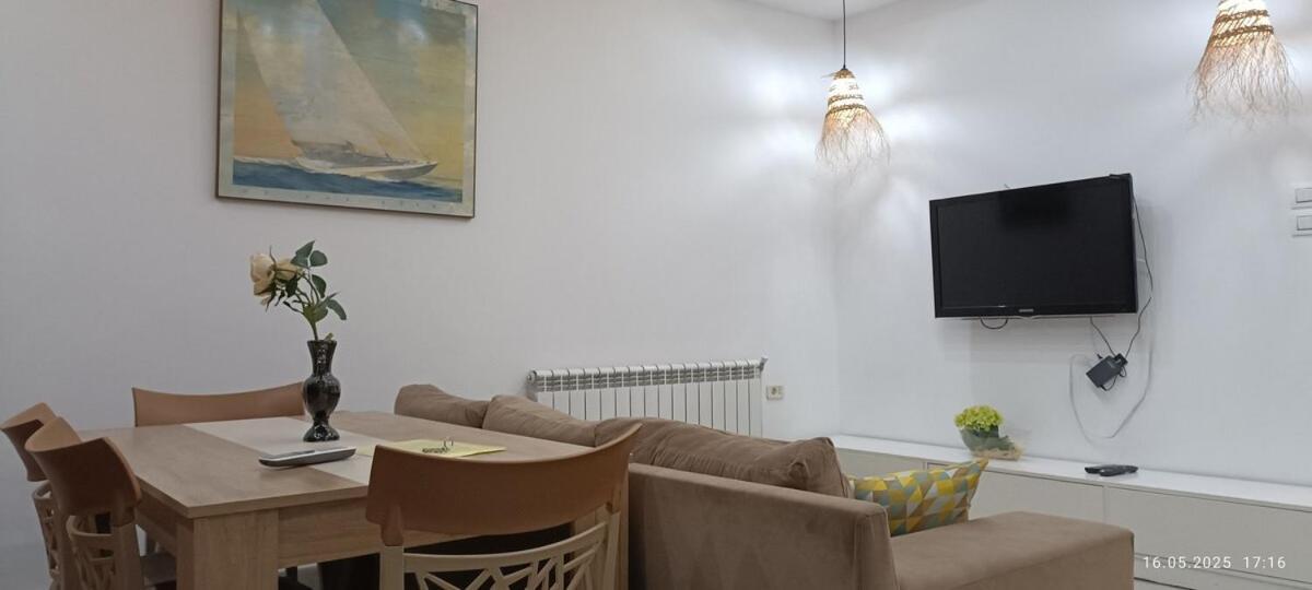Fufa Haute Standing Appartment S2 Center Монастир Экстерьер фото