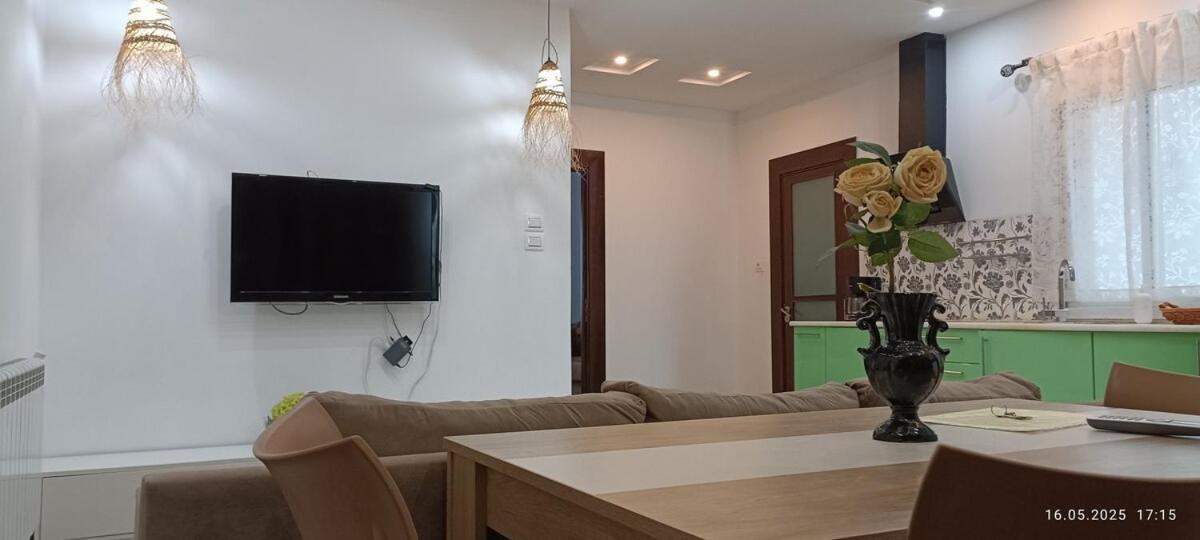 Fufa Haute Standing Appartment S2 Center Монастир Экстерьер фото